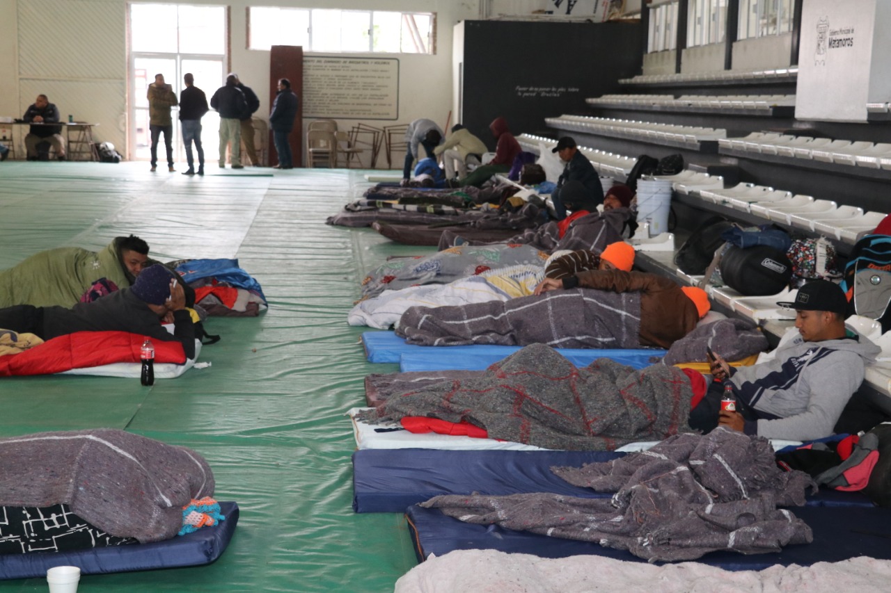 Albergados refugiados del frío