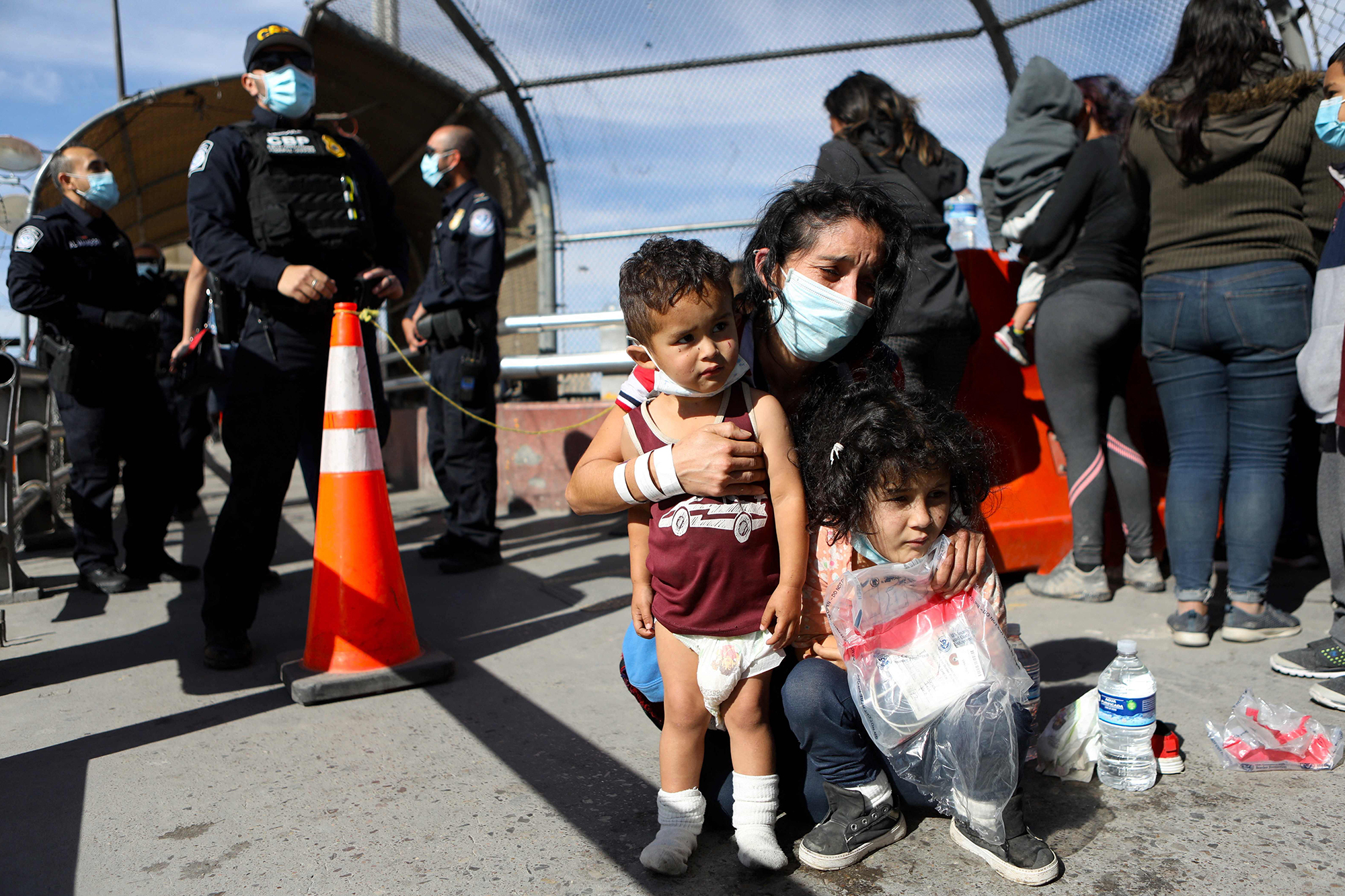 ICE ha detenido a 59 mil migrantes en EU; centros, a 140% de su capacidad