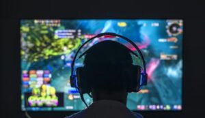 Hacienda propone impuesto del 8% a videojuegos violentos en 2026