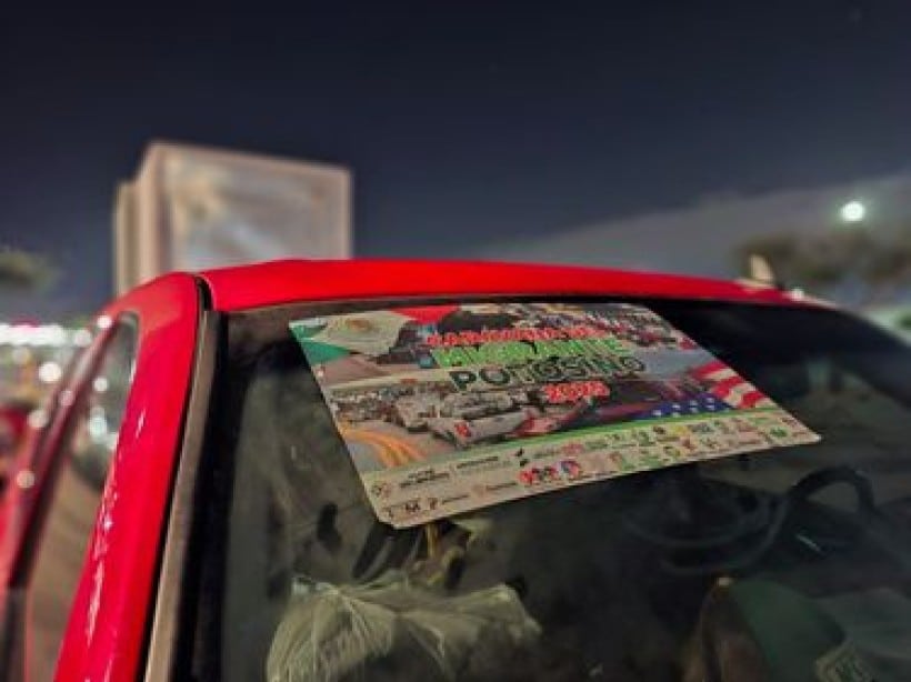 Controles fronterizos de Texas interceptan caravana de retorno de migrantes mexicanos