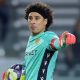la-dificil-adaptacion-de-memo-ochoa-en-el-futbol-c-905ba